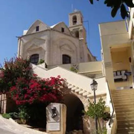 Katikies 22 Pissoúri