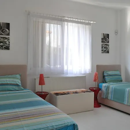 Katikies 22 * Pissouri